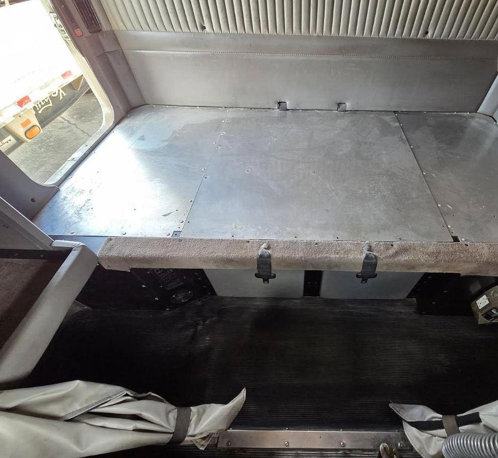 Used 2016 KENWORTH T660 Conventional Sleeper Semi