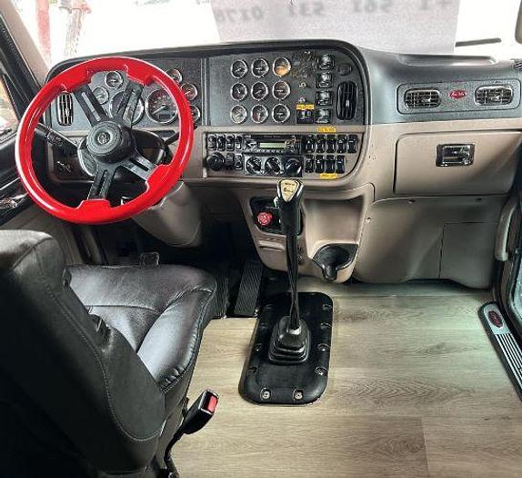 Used 2012 Peterbilt 388 Car Hauler