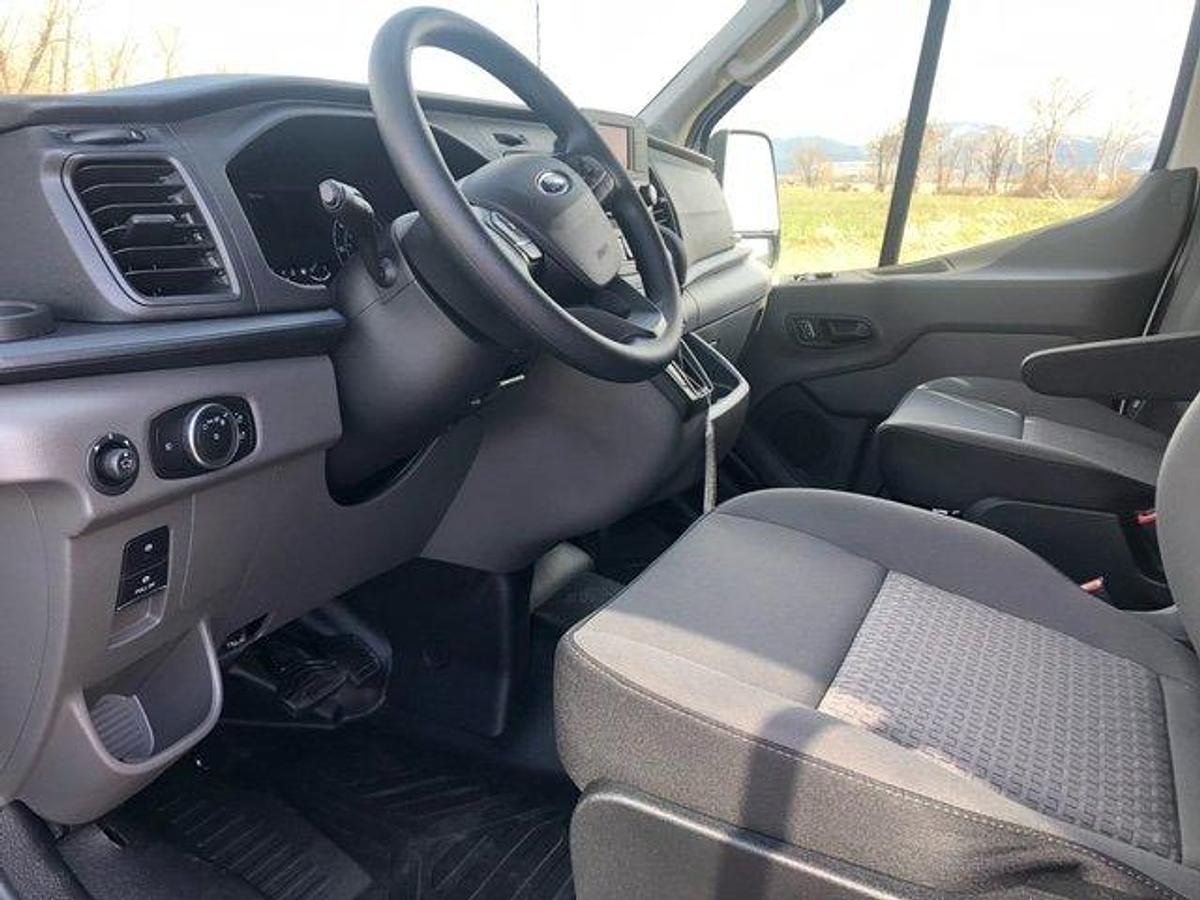 Used Self Sufficient Mobile Tire And Oil Change Unit