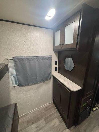 Used 2021 Heartland Pioneer BH305