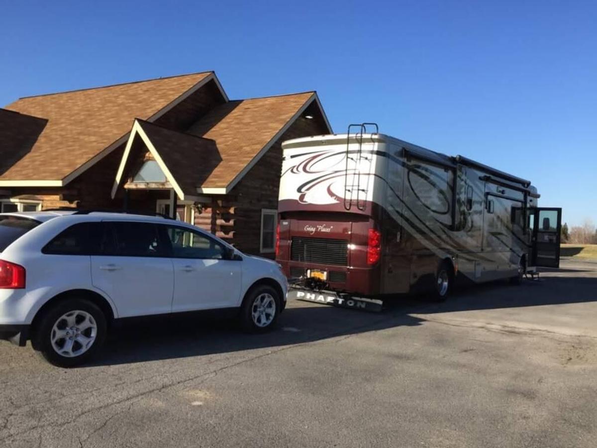 Used 2011 Tiffin Phaeton 40QKH