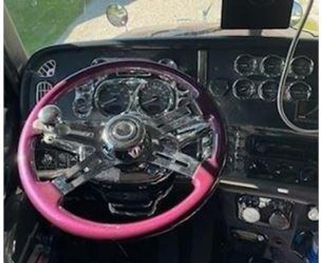 Used 2013 Peterbilt 386