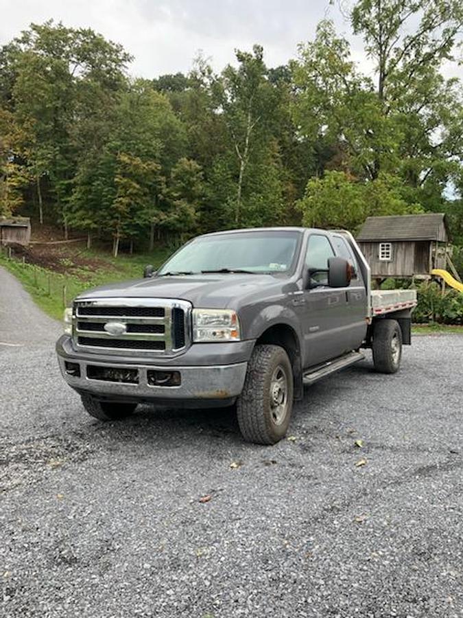 Used 2006 Ford F-350 Super Duty Flatbed Pickup