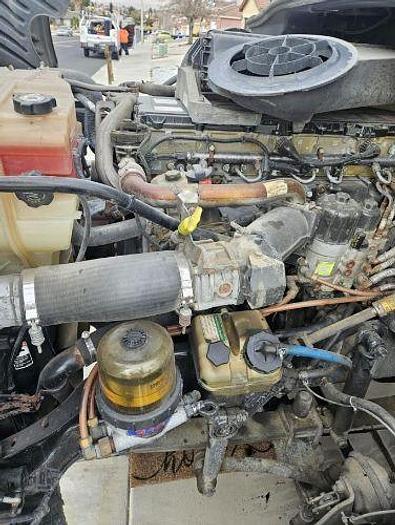 Used 2013 Freightliner Cascadia 125