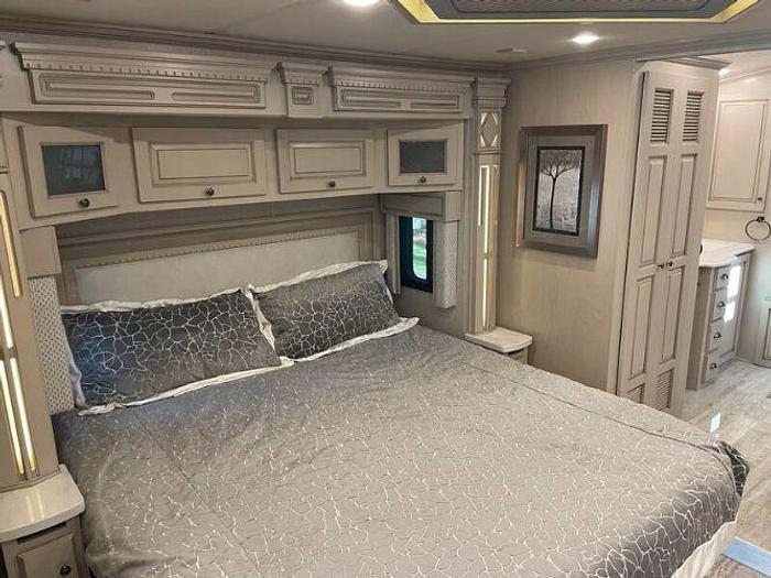 Used 2022 Newmar Dutch Star 4369