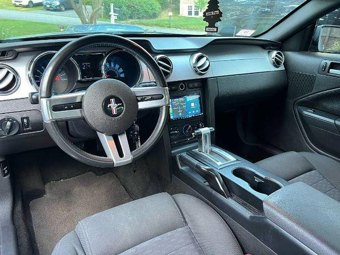 Used 2006 Ford Mustang GT Deluxe