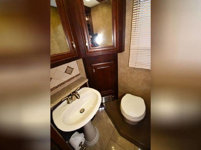 Used 2012 American Coach Heritage 45T