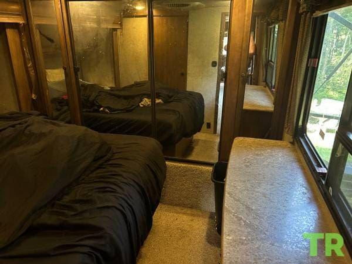 Used 2016 Keystone Sprinter Travel Trailer