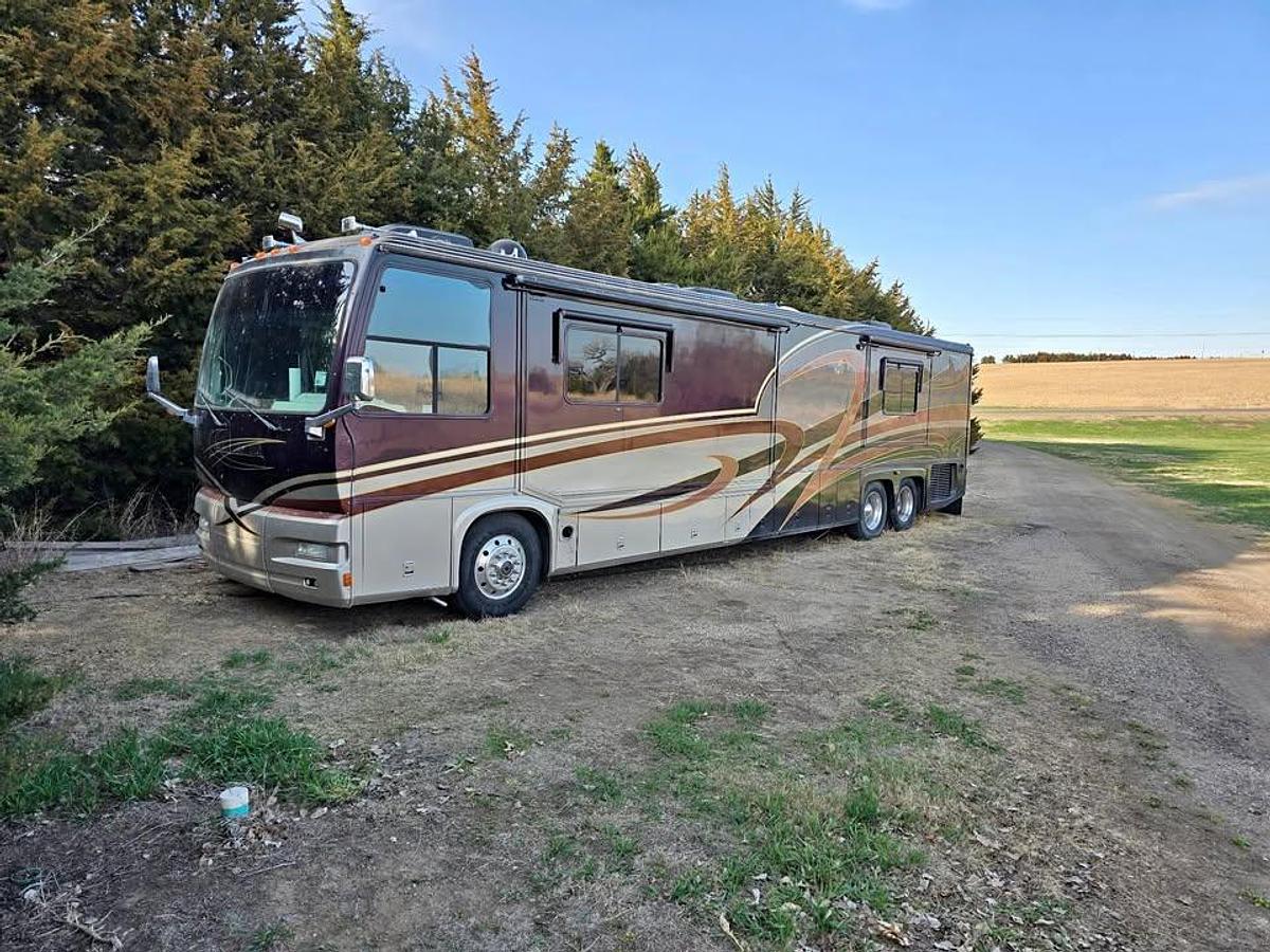 Used 2002 Gulfstream Tourmaster