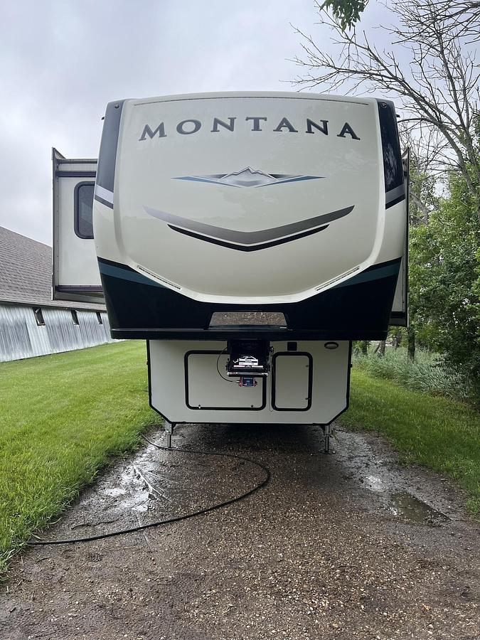 Used 2021 Keystone Montana 3781RL Fifth Wheel
