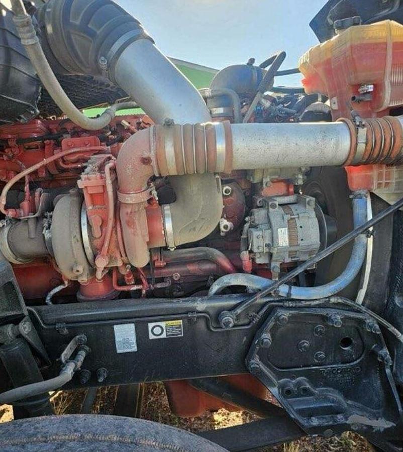 Used 2015 Peterbilt 579