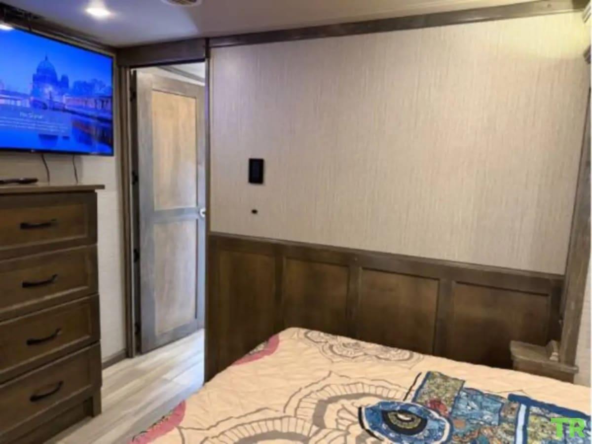 Used 2022 Vanleigh Beacon 34RLB