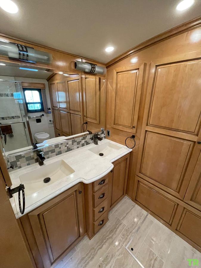 Used 2022 Newmar Dutch Star 4369