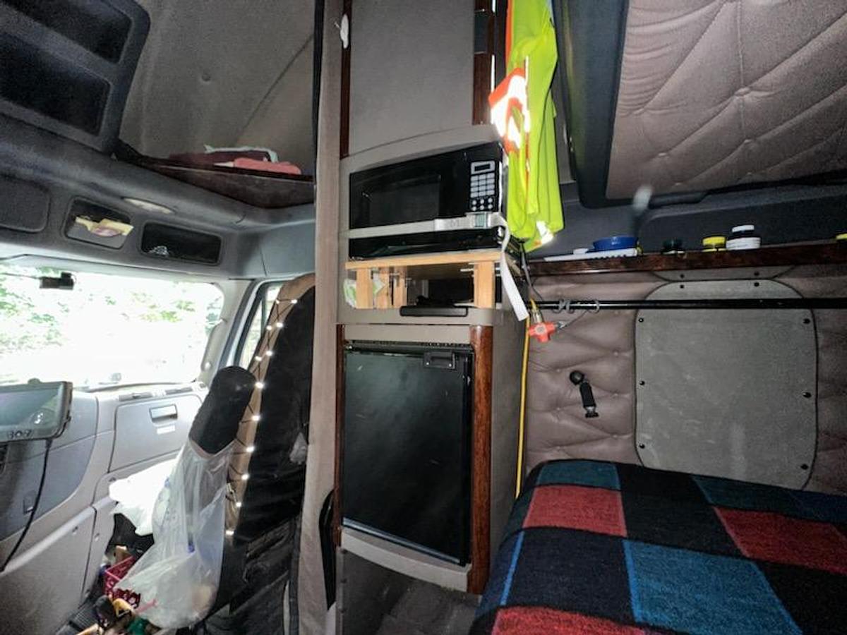 Used 2013 Freightliner Cascadia 125