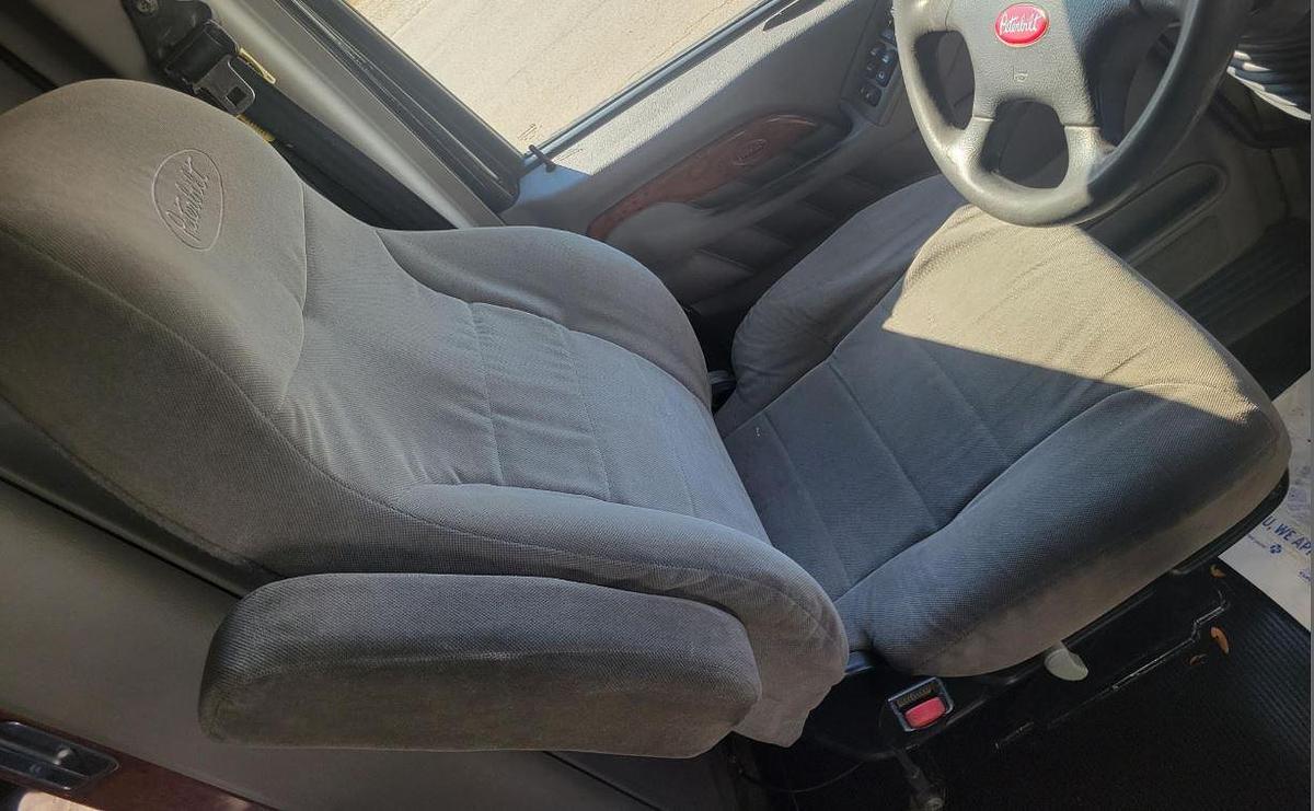 Used 2005 Peterbilt 387