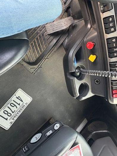 Used 2023 KENWORTH T880