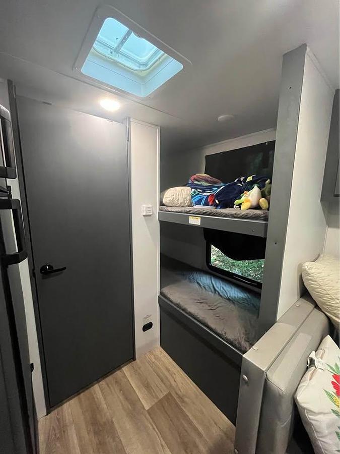 Used 2024 Keystone Bullet Crossfire 1700BH