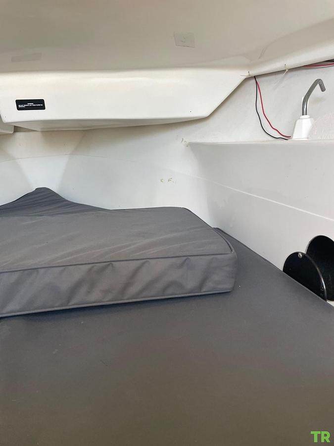 Used 1992 MacGregor M19 Sailboat