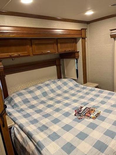 Used 2018 Jayco Seneca 37TS