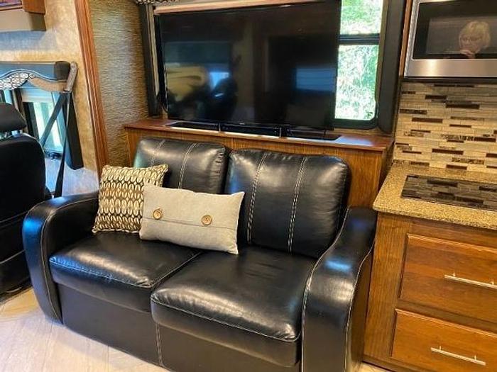 Used 2017 Coachmen Cross Country RD 404RB