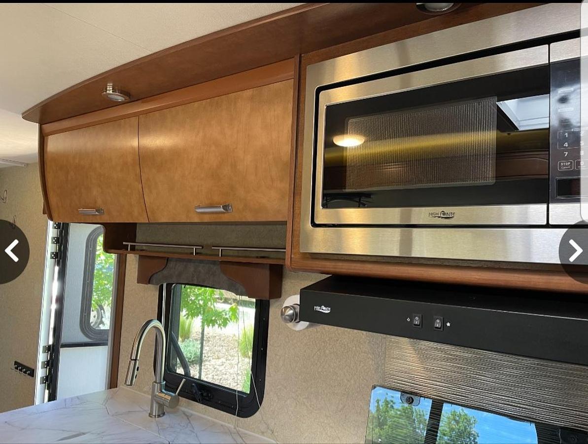 Used 2021 Lance 2295 Travel Trailer