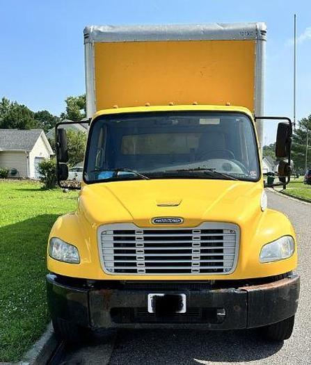 Used 2016 Freightliner BUSINESS CLASS M2 106