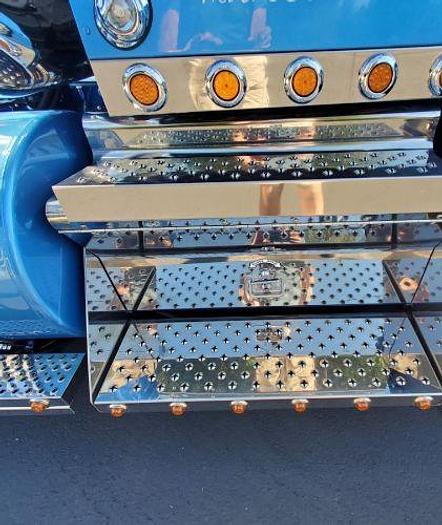 Used 1996 KENWORTH T800 and 2020 Great Dane Dry Van