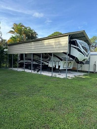 Used 2015 Keystone Fuzion 310