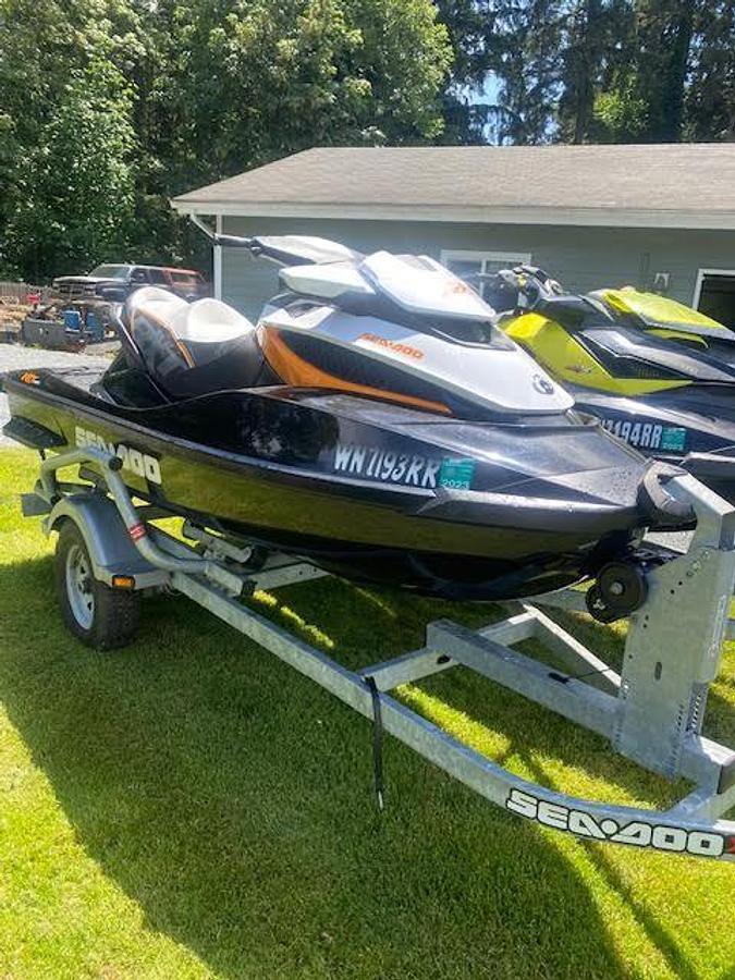 Used 2012 Seadoo RXP-X 260 & 2012 Seadoo RXT 260