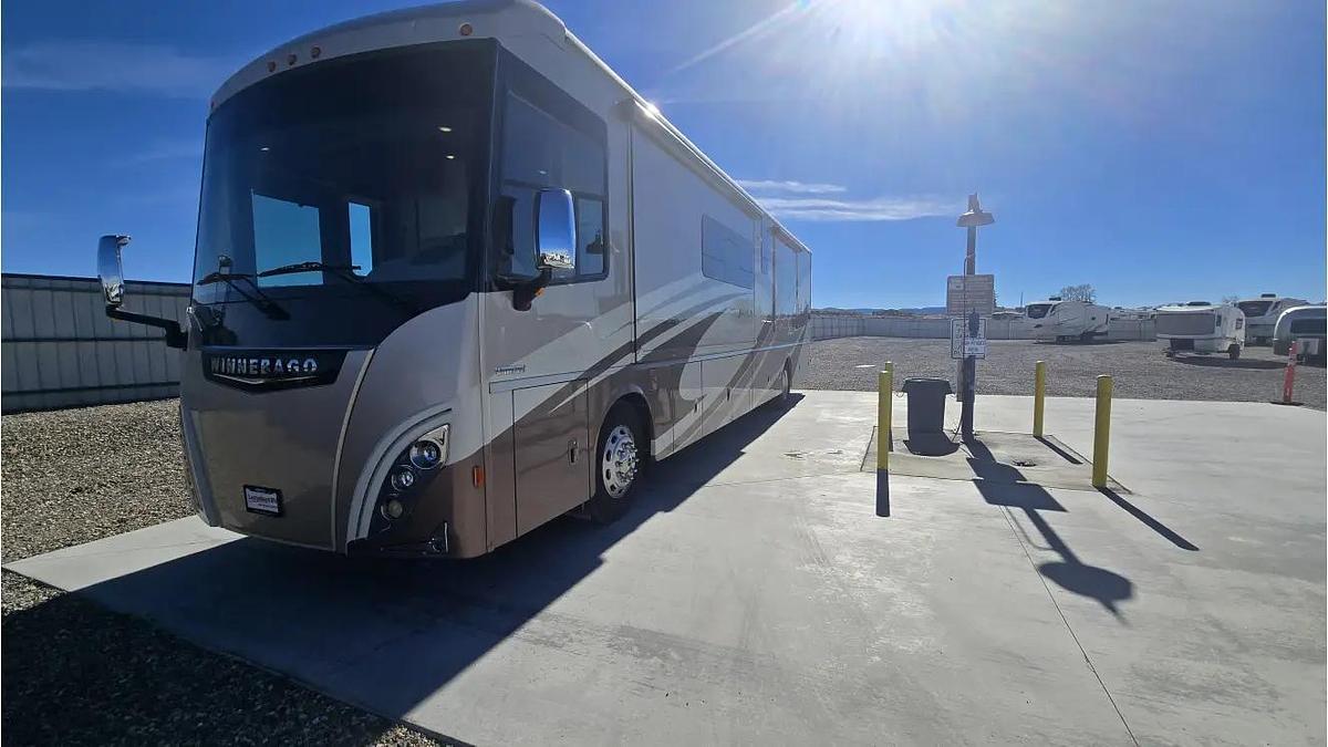 Used 2016 Winnebago Journey 40r