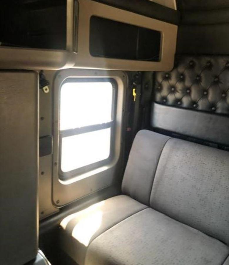 Used 2012 Kenworth W900