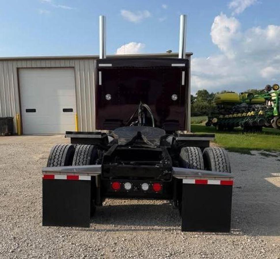 Used 2024 Kenworth W900