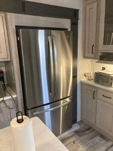 Used 2023 Keystone Montana High Country 331RL