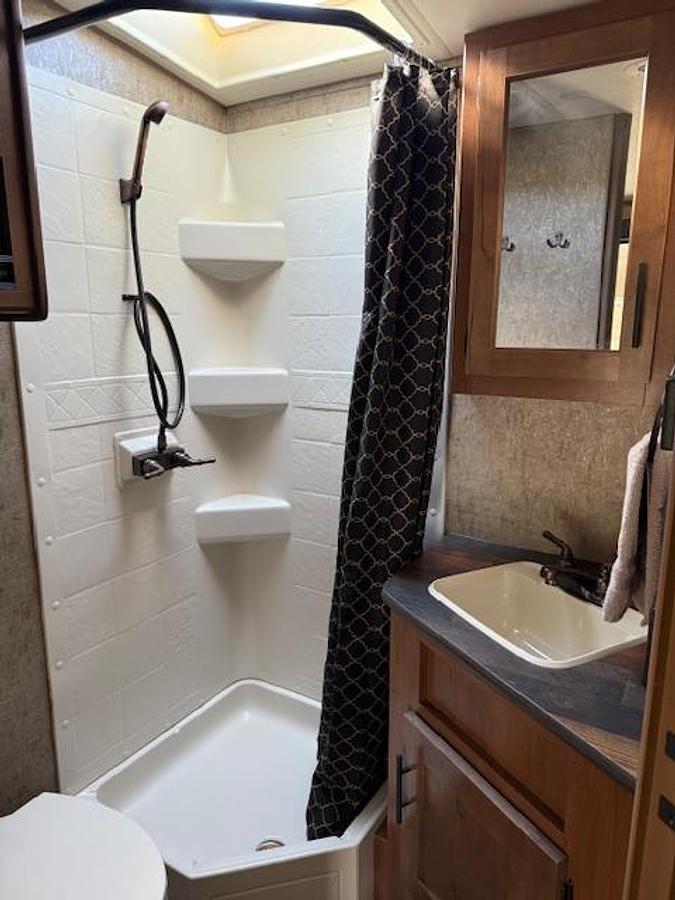 Used 2019 Outdoors RV Creekside Mountain Series