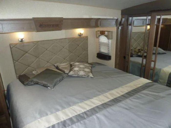 Used 2020 Northwood Arctic Fox Grande Ronde 35-5Z with a 2020 Chevrolet Silverado 3500HD 4WD