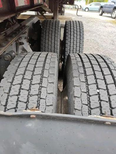 Used 2009 Freightliner Cascadia