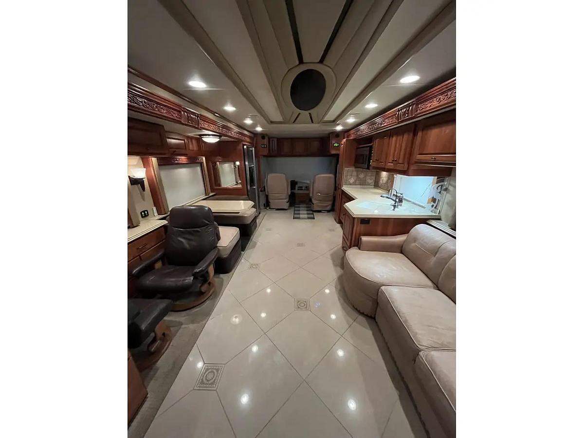 Used 2008 Monaco Dynasty Squire IV