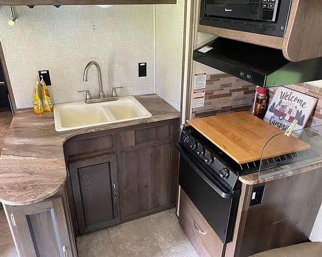 Used 2019 Coachmen Freelander 31BH