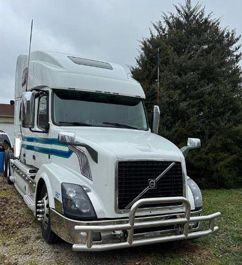 Used 2018 Volvo VNL64T780