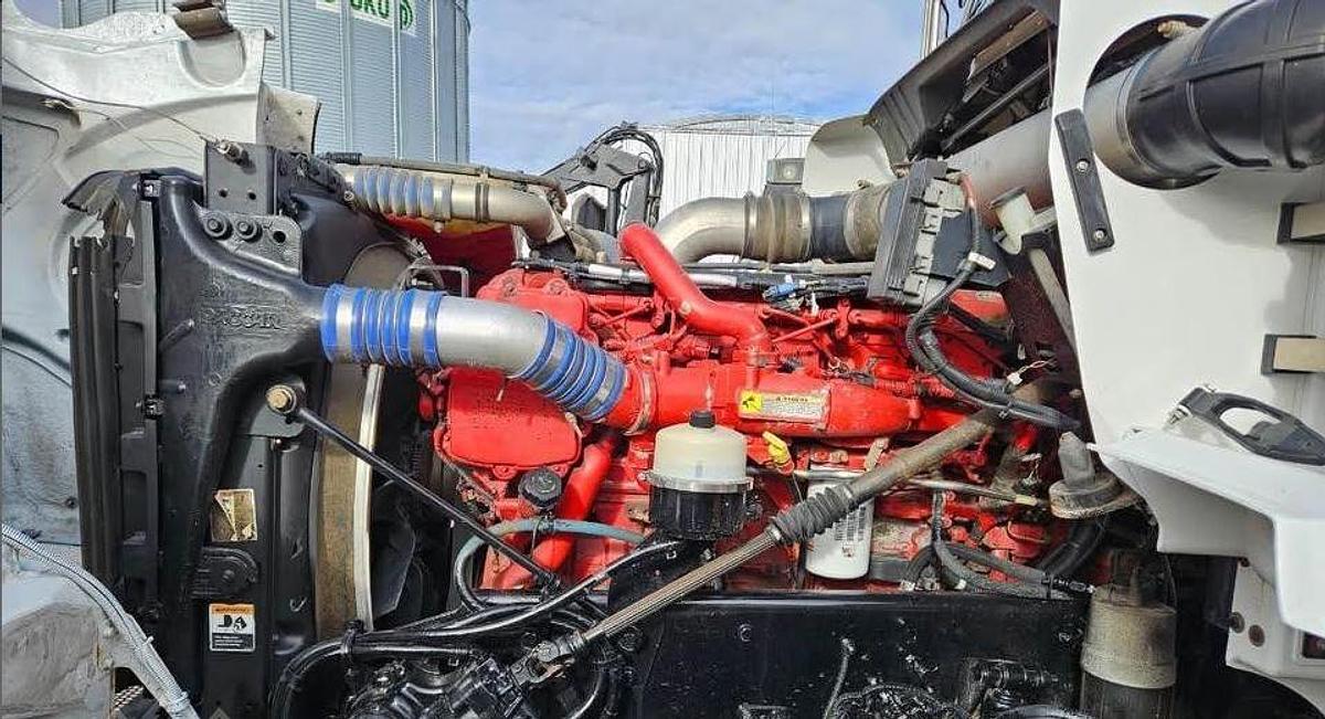 Used 2016 KENWORTH T800 Logging Truck