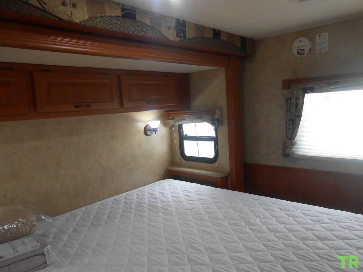 Used 2008 Damon Challenger Class A Motorhome