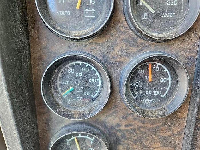 Used 1999 KENWORTH T300