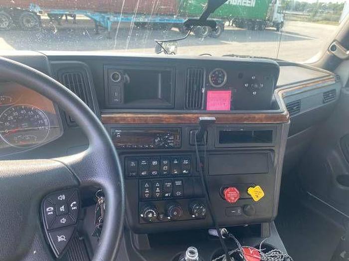 Used 2018 INTERNATIONAL LT Navistar