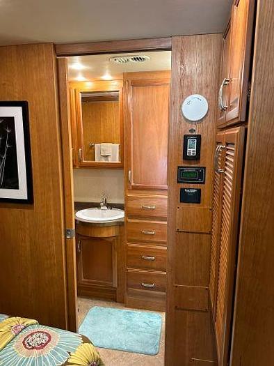 Used 2015 36' Fleetwood Bounder 35K