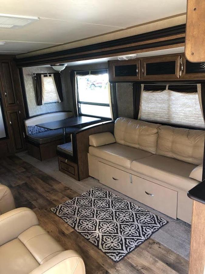 Used 2016 Forest River Wildwood T27RKSS Travel Trailer & 2016 Ford F250