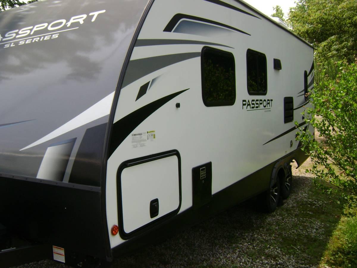 Used 2022 Keystone Passport 219BH