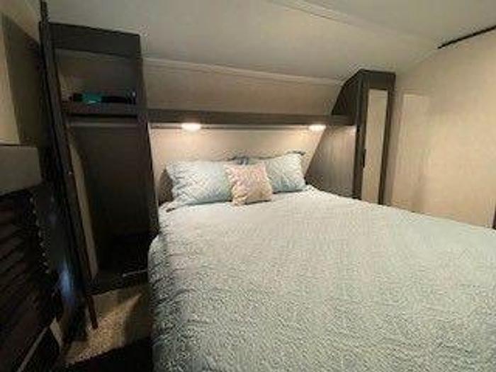 Used 2022 Dutchmen Aspen Trail 2860RLS