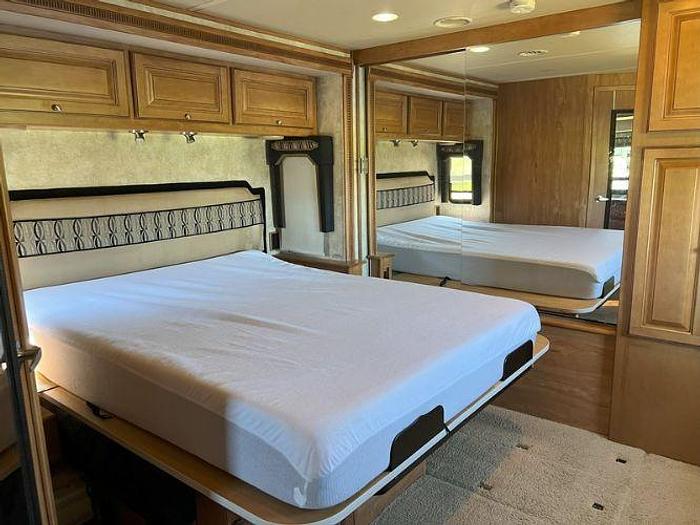 Used 2011 Itasca Meridian M-39N