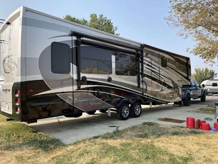 Used 2021 RiverStone Legacy 39RKFB