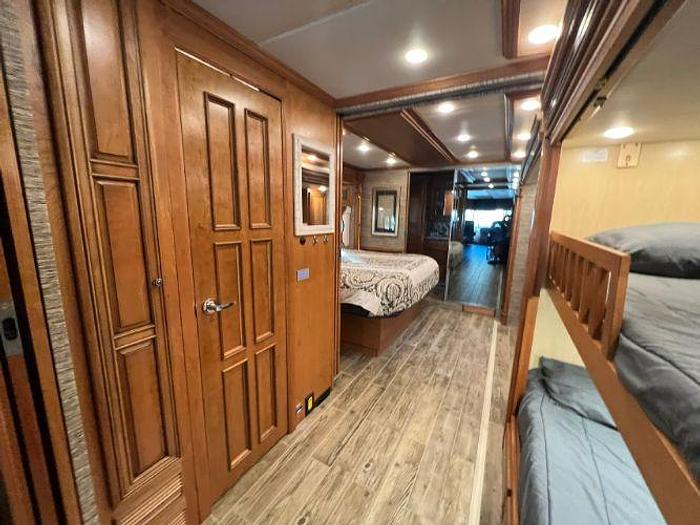 Used 2017 Newmar Dutch Star 4326